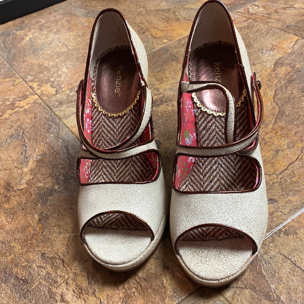 Kenzie Heels